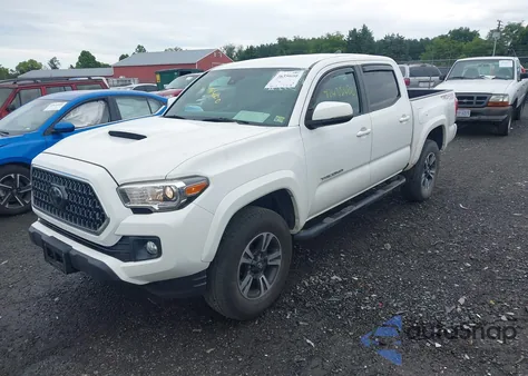 2018 Toyota Tacoma Trd Sport из США, поврежденный, VIN 3TMCZ5AN5JM123382